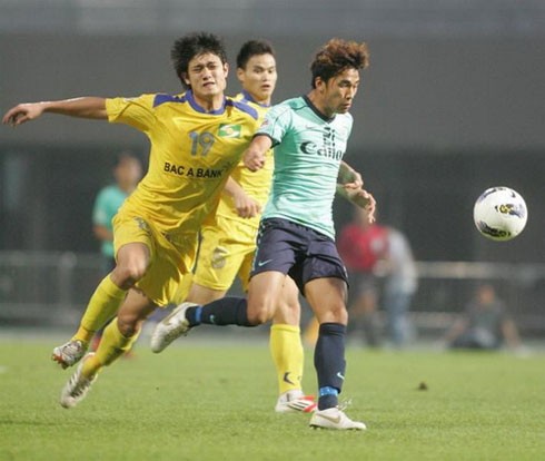 SLNA có được chiến thắng đầu tiên tại đấu trường AFC Cup 2012 sau khi đánh bại CLB Kitchee SC (Hồng Kông) trên sân nhà. Hiện đội bóng xứ Nghệ vẫn còn cơ hội lọt tiếp vào vòng 1/16 nếu thắng cả 2 trận đấu cuối và mong các đội khác phạm sai lầm.